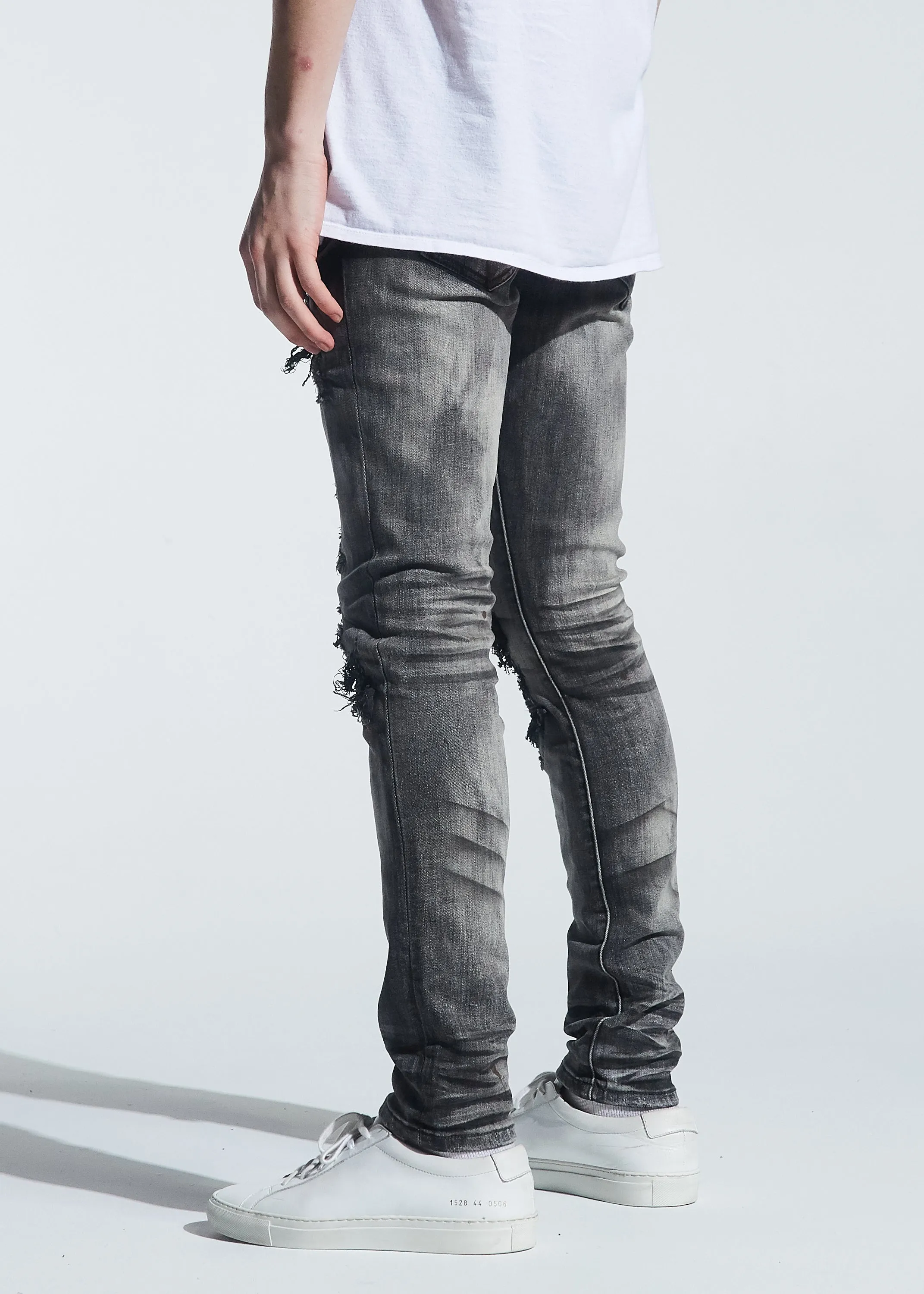 Hayes Rip & Repair Denim (Distressed Grey Wash)