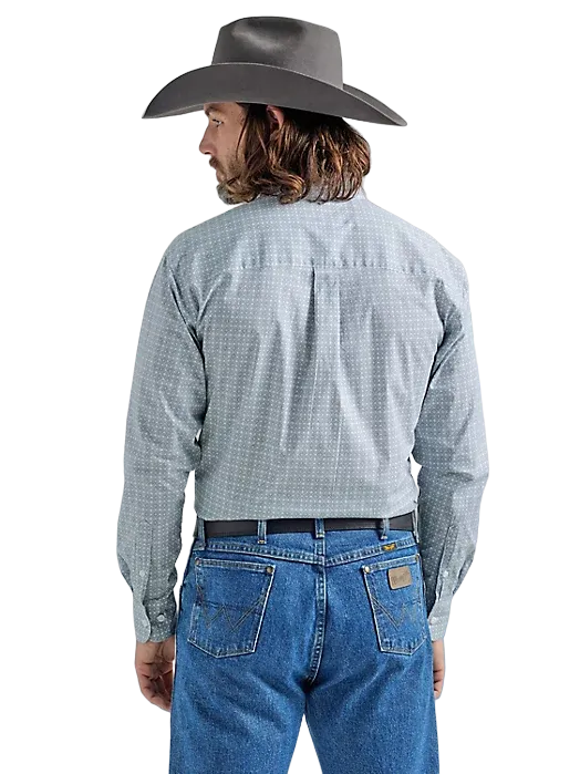 Wrangler Men's George Strait Long Sleeve Two Pocket Button Down Print Grey Shirt